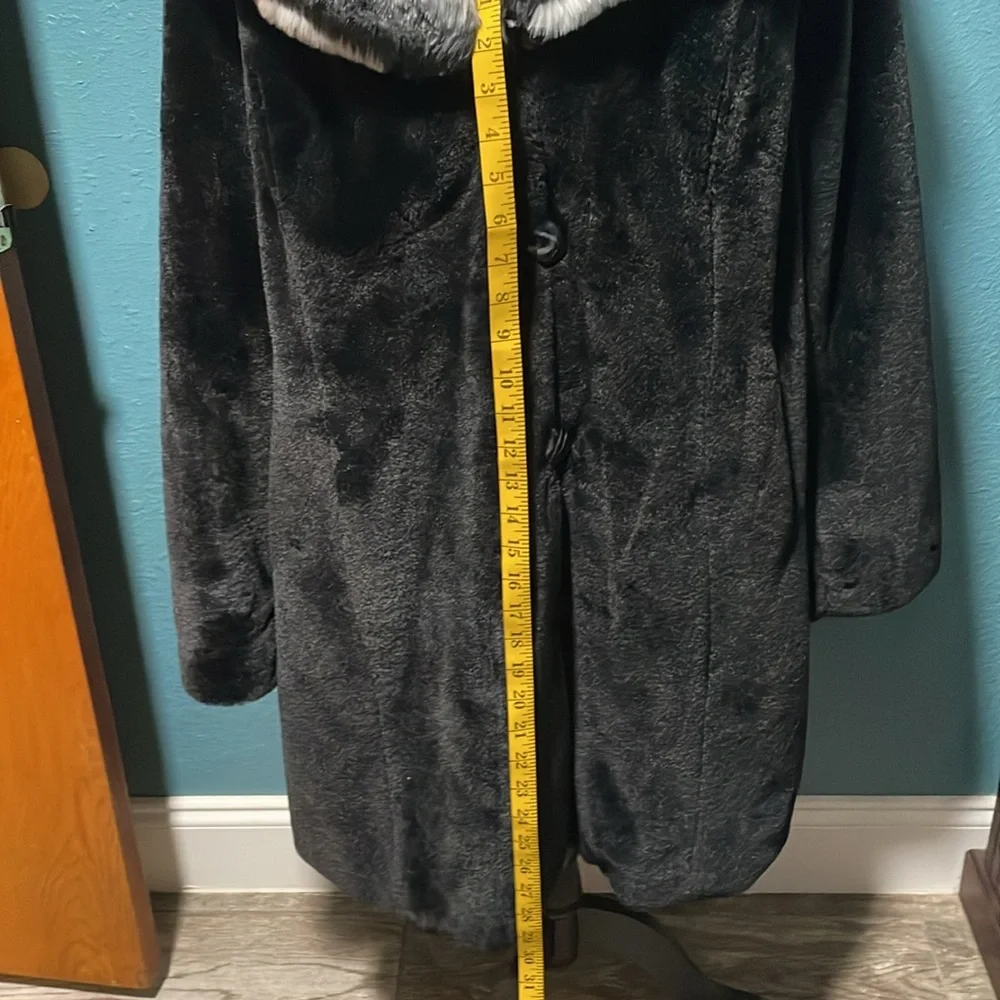 Dennis by Dennis Basso Gold, Super Soft Designer Faux Fur Coat, hood & collar-2x - Picture 11 of 12